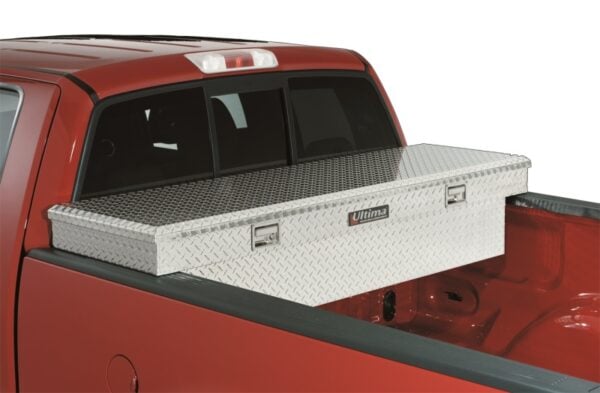 Lund 67-99 Chevy CK Ultima Deep Single Lid Crossover Tool Box - Brite Lund 67-99 Chevy CK Ultima Deep Single Lid Crossover Tool Box - Brite